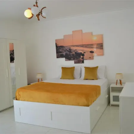 Apartamento Espacoso Com Estacionamento Incluido Portimao Exterior photo