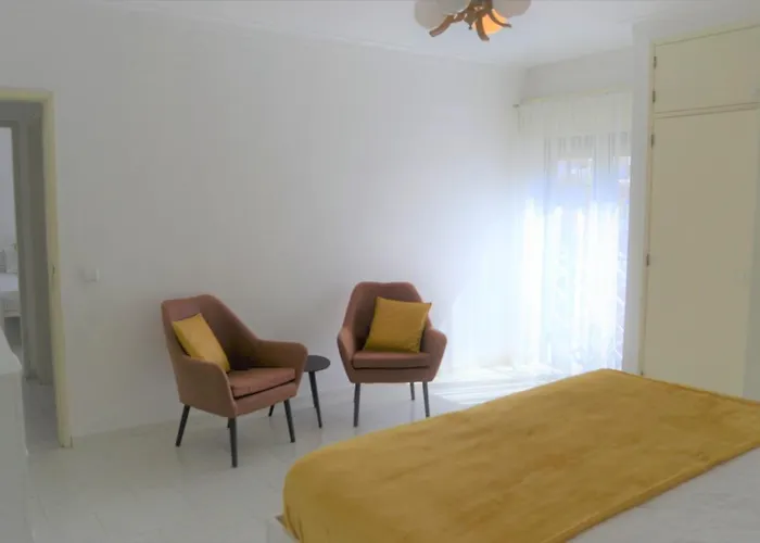 Apartamento Espacoso Com Estacionamento Incluido