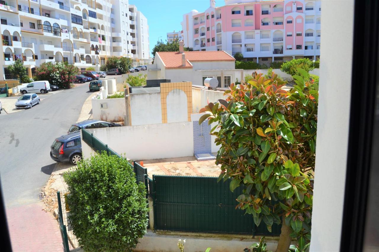 Espacoso Com Estacionamento Incluido Apartment