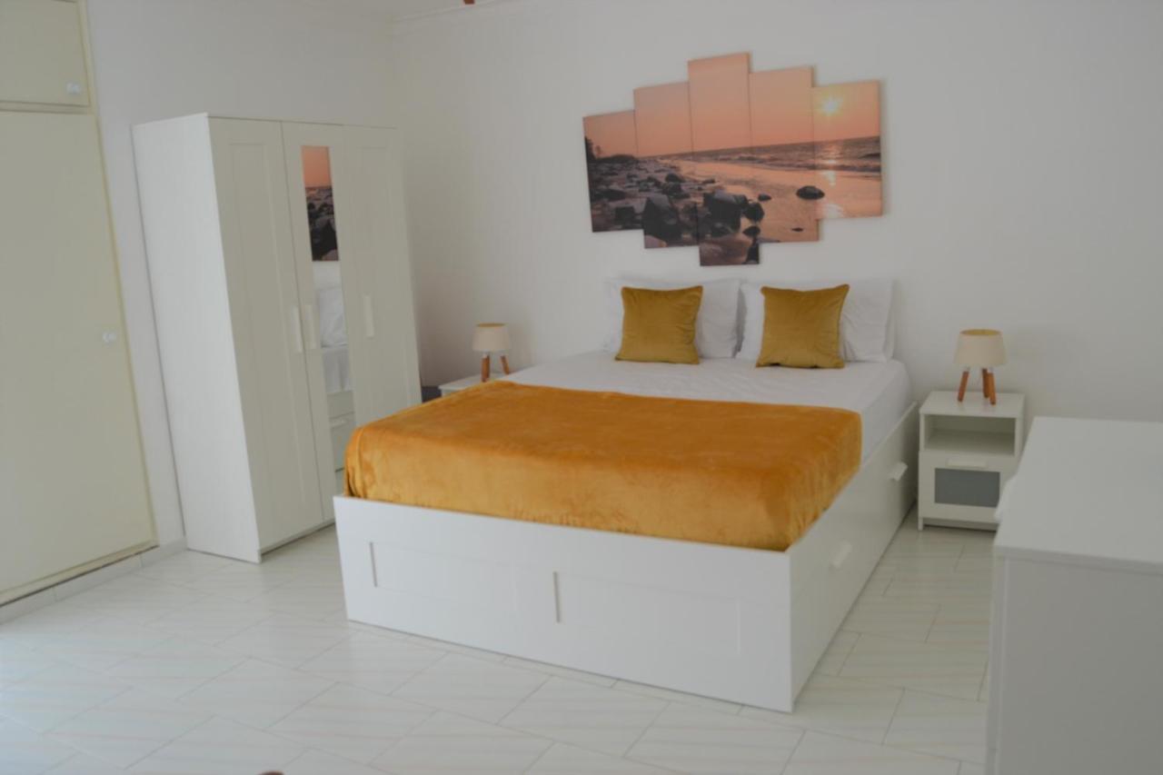 Apartment Espacoso Com Estacionamento Incluido Portimao