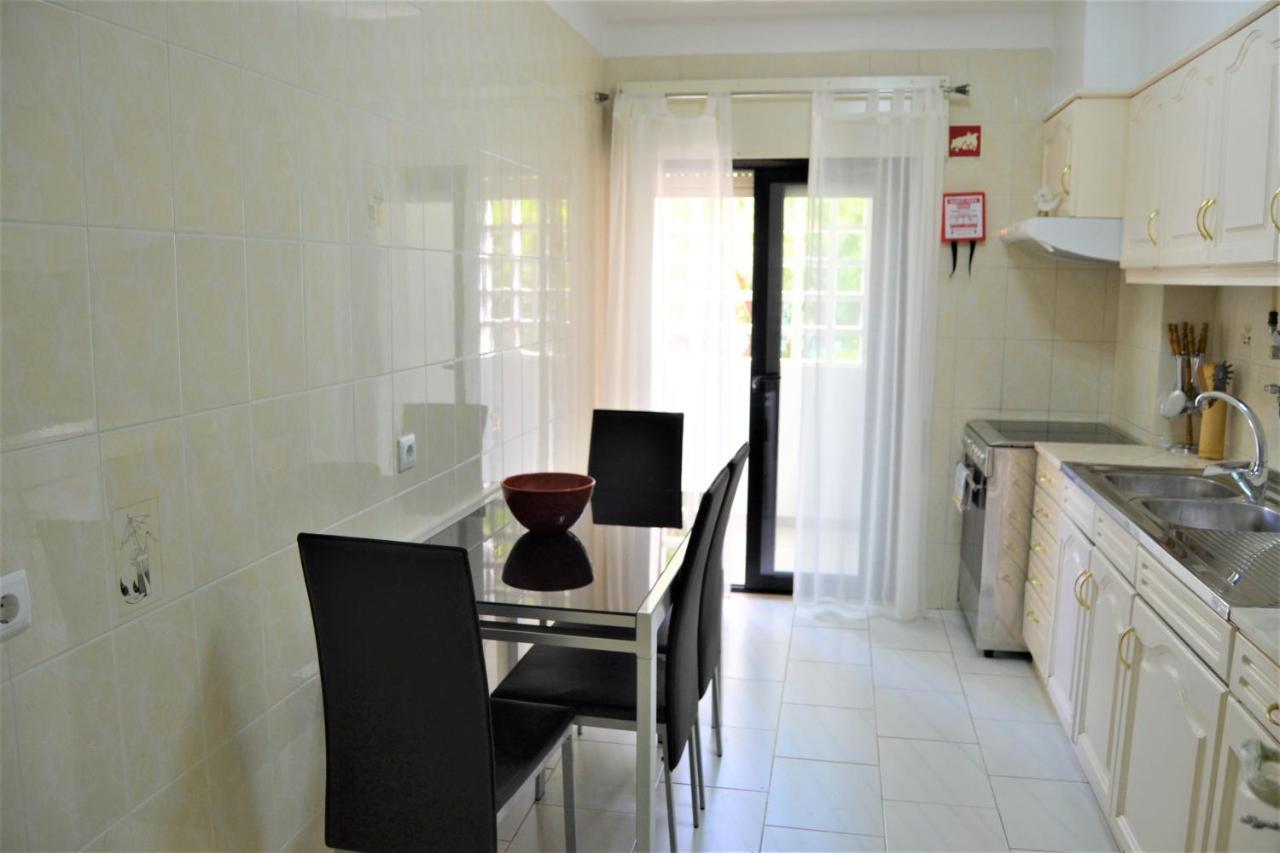 Espacoso Com Estacionamento Incluido Apartment Portimao